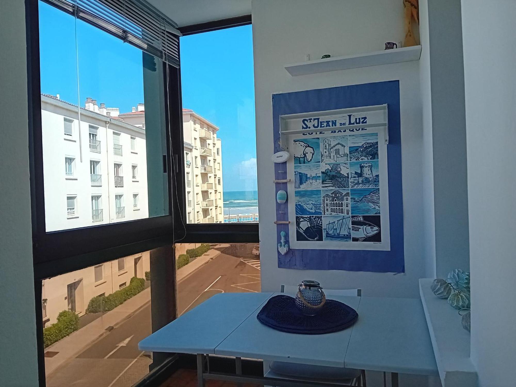 Studio A Deux Pas De La Plage, Lumineux Et Bien Equipe - Fr-1-239-759 Appartement Hendaye
